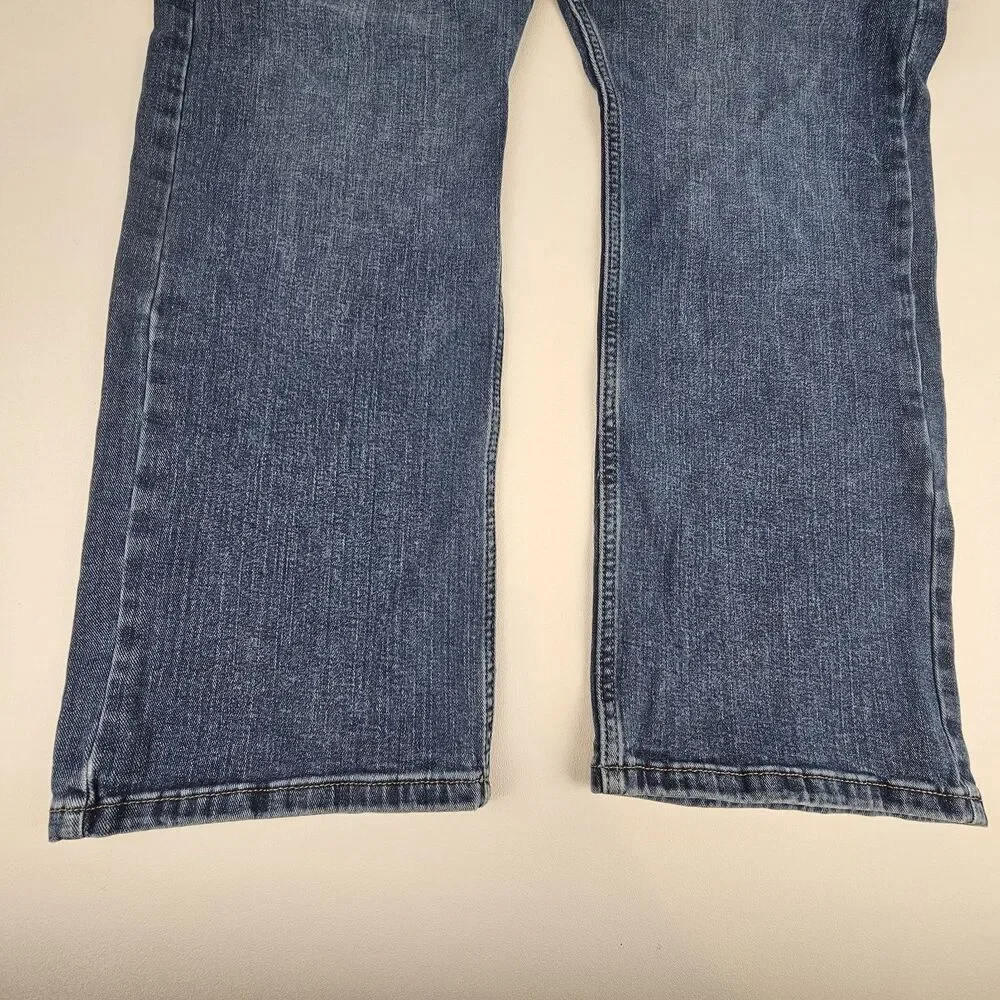 Wrangler Men's Relaxed Boot Jeans 40x32 Blue Stretch Denim Bootcut 112326136